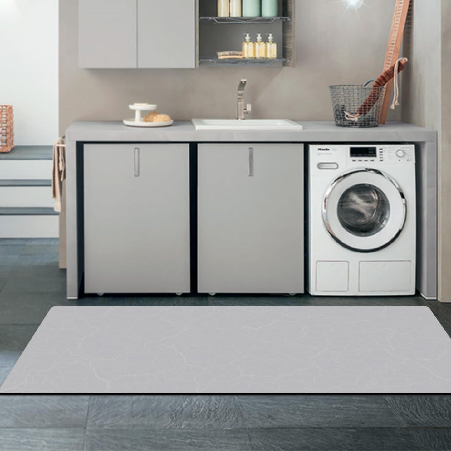 AquaLuxe™ Ultra-Thin Black Contour Bathroom Mat Set